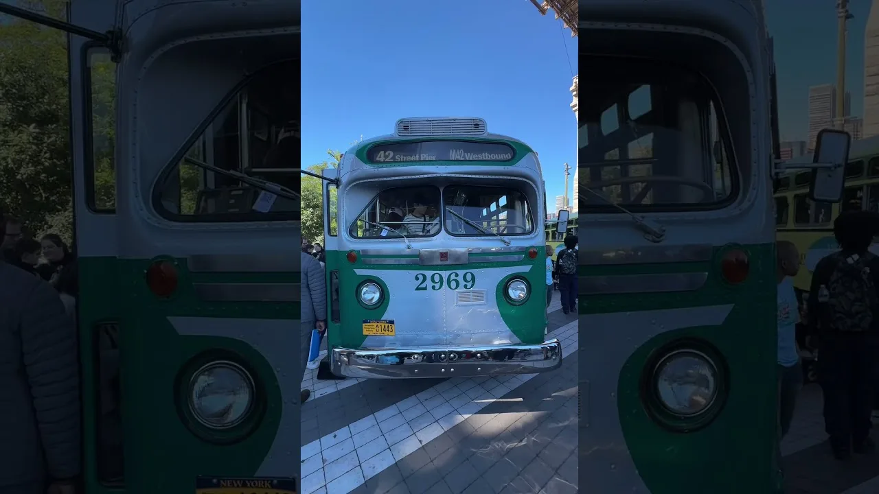 The Bus Festival at Brooklyn Bridge Park. Vintage Buses and Stunning Views of the Manhattan Skyline thumbnail