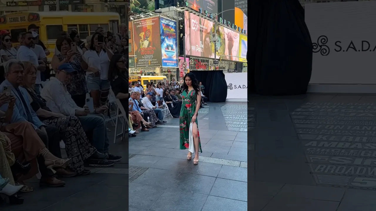 Gorgeous Models Taking Center Stage at Times Square Fashion Show New York City thumbnail
