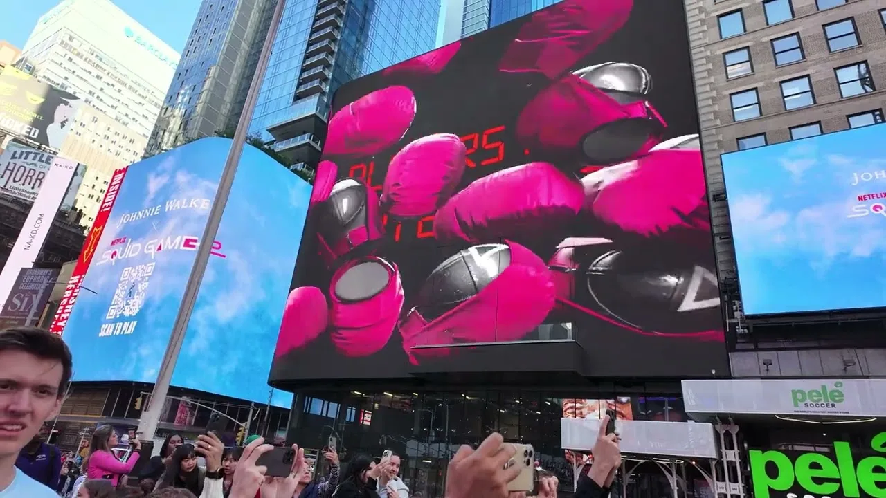 Johnnie Walker x Squid Game in Times Square ft. Lil Dicky Times Square New York City thumbnail