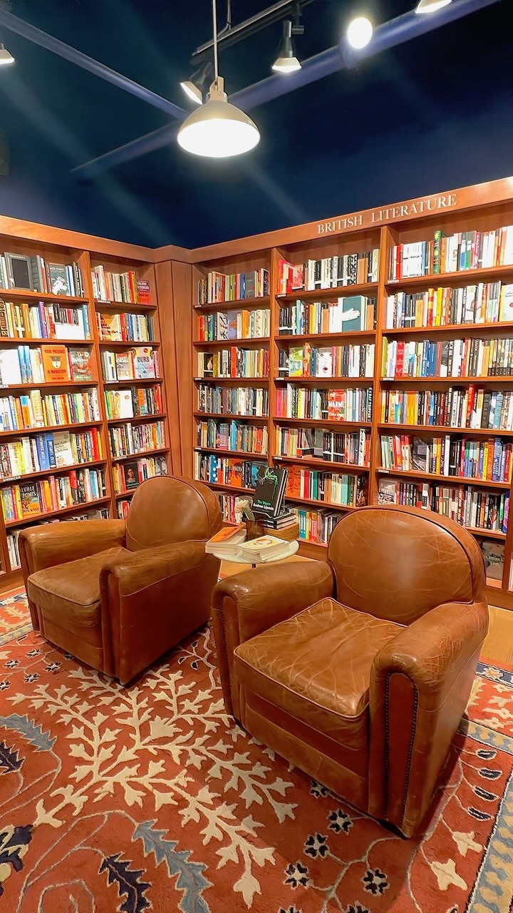 📚📖 Reading Bliss @ McNally Jackson, Brooklyn #McNallyJacksonBooks @mcnallyjackson @visitbrooklyn Instagram preview