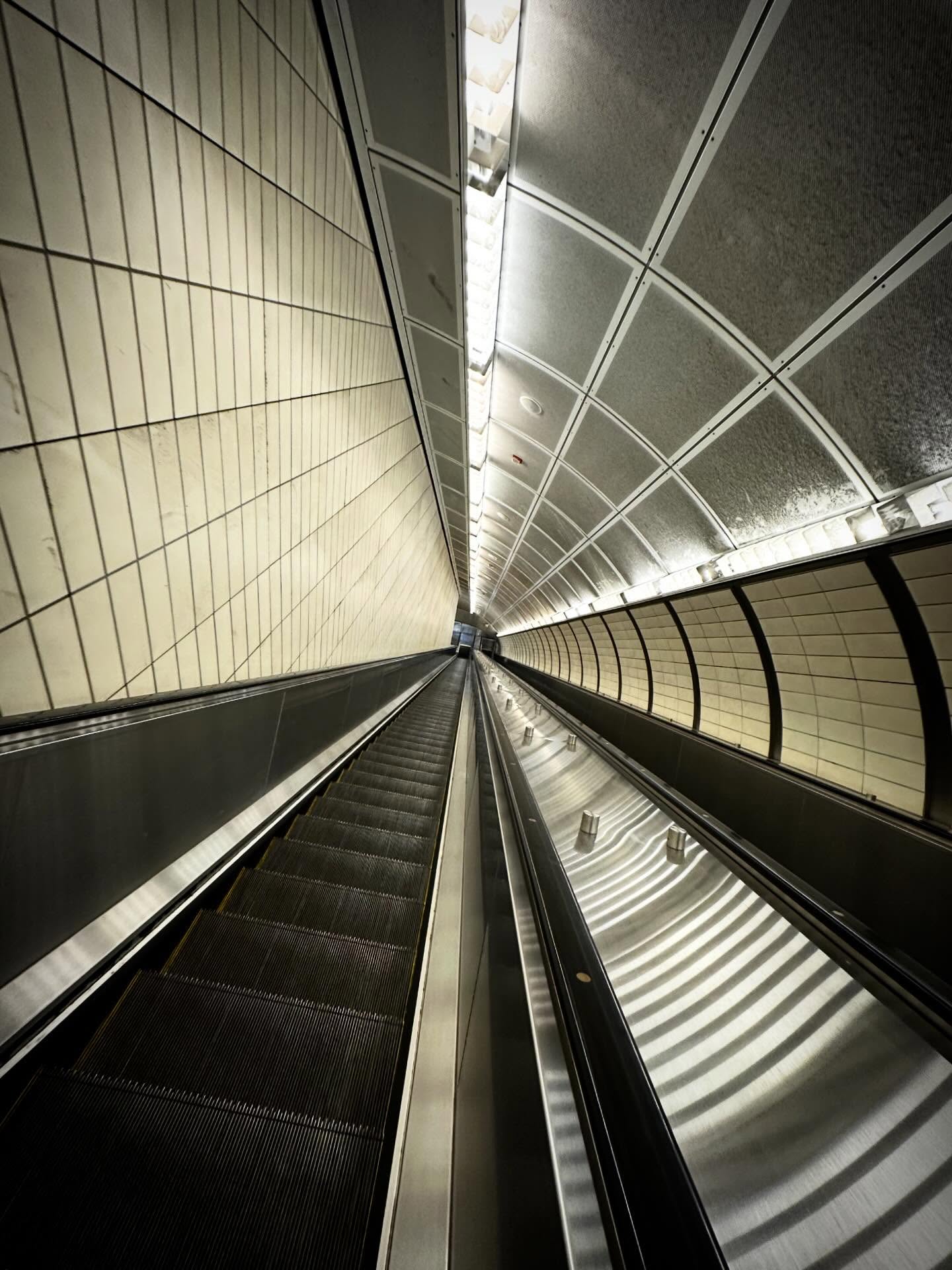 #trippy #illusion #psychedelic #distorted #nyc Instagram preview